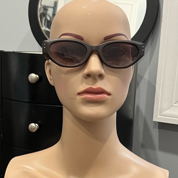 CLINE Sunglasses - Picture 8 of 9